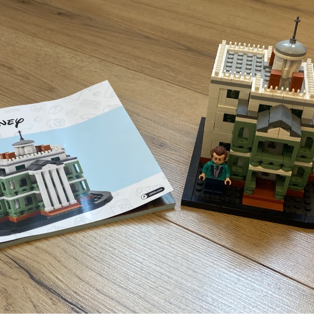 Disney Haunted Mansion LEGO 40521
